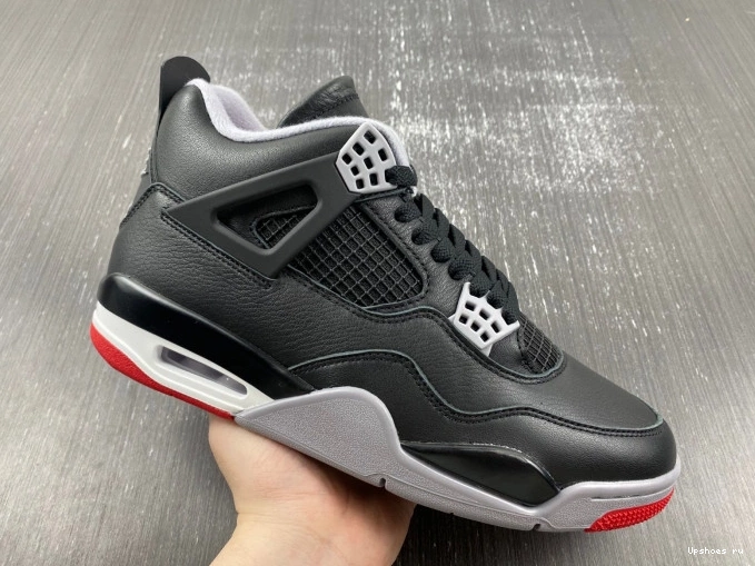  4  Retro Reimagined Bred FV5029-006 Jordan 0818